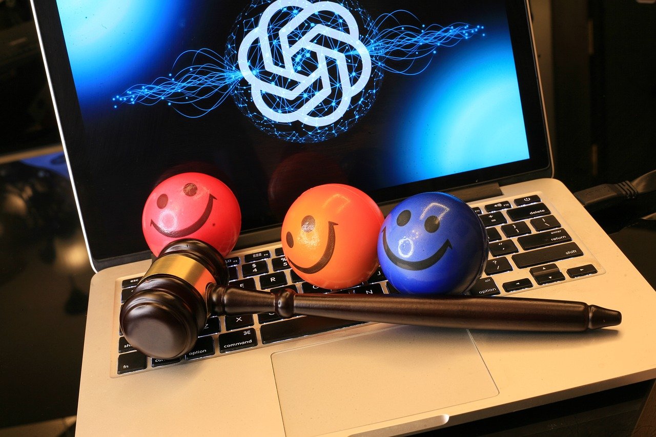 ChatGPT e il Copyright: La Sua Esistenza Non Sarebbe Possibile Senza Materiali Protetti
